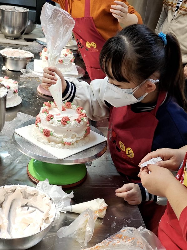 萌兔DIY蛋糕體驗活動完成!(圖5) 微信圖片_202301081133404.jpg