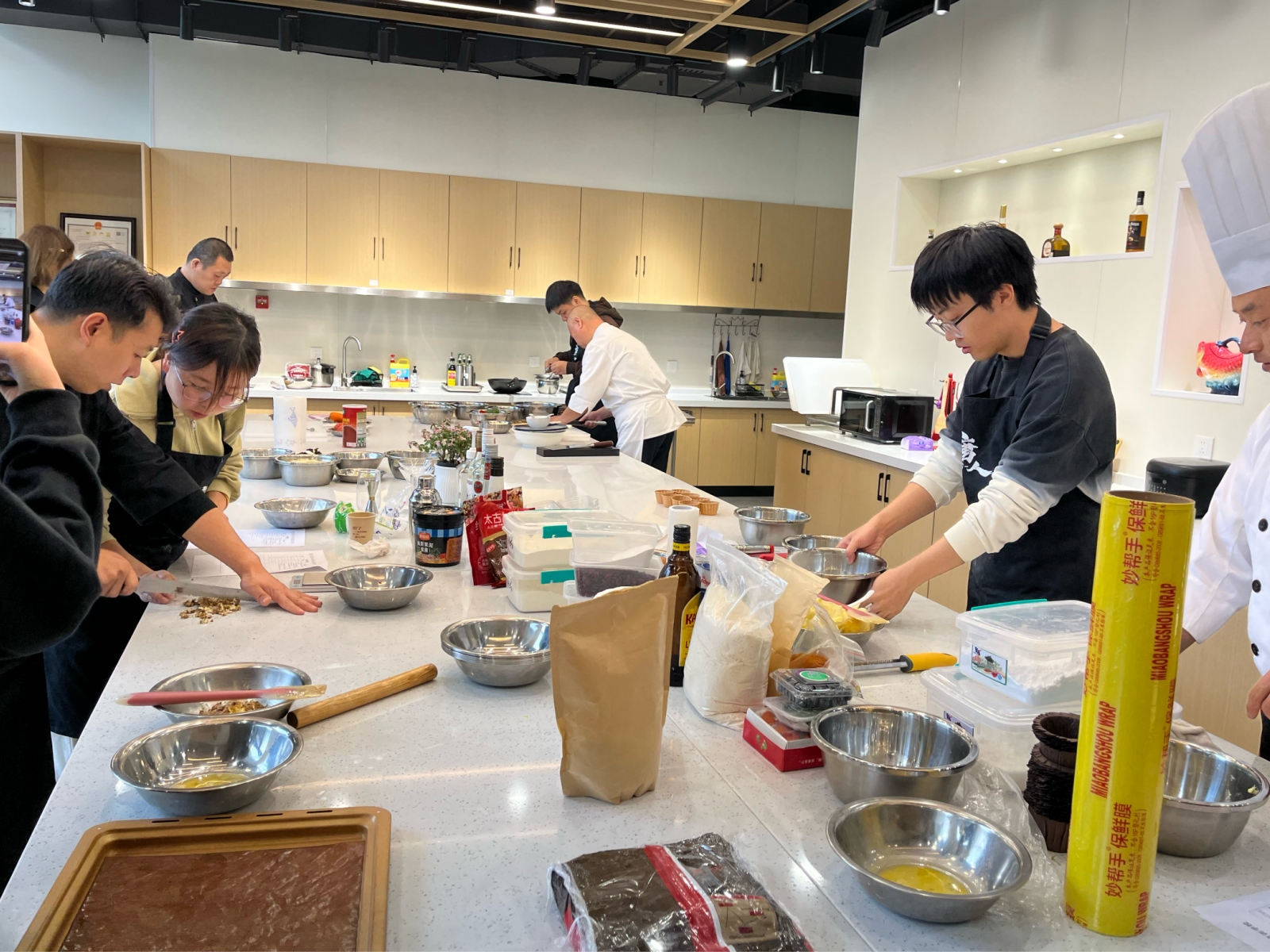 某個午后,教室里的甜香與溫度(圖1) 3.jpg